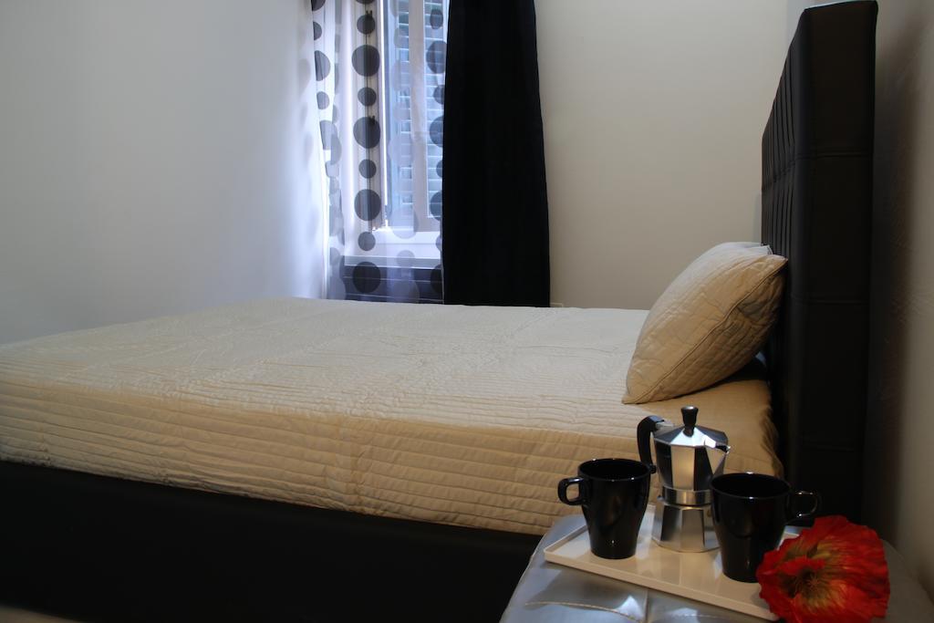 Sant'Antonino Apartment Флоренция Стая снимка