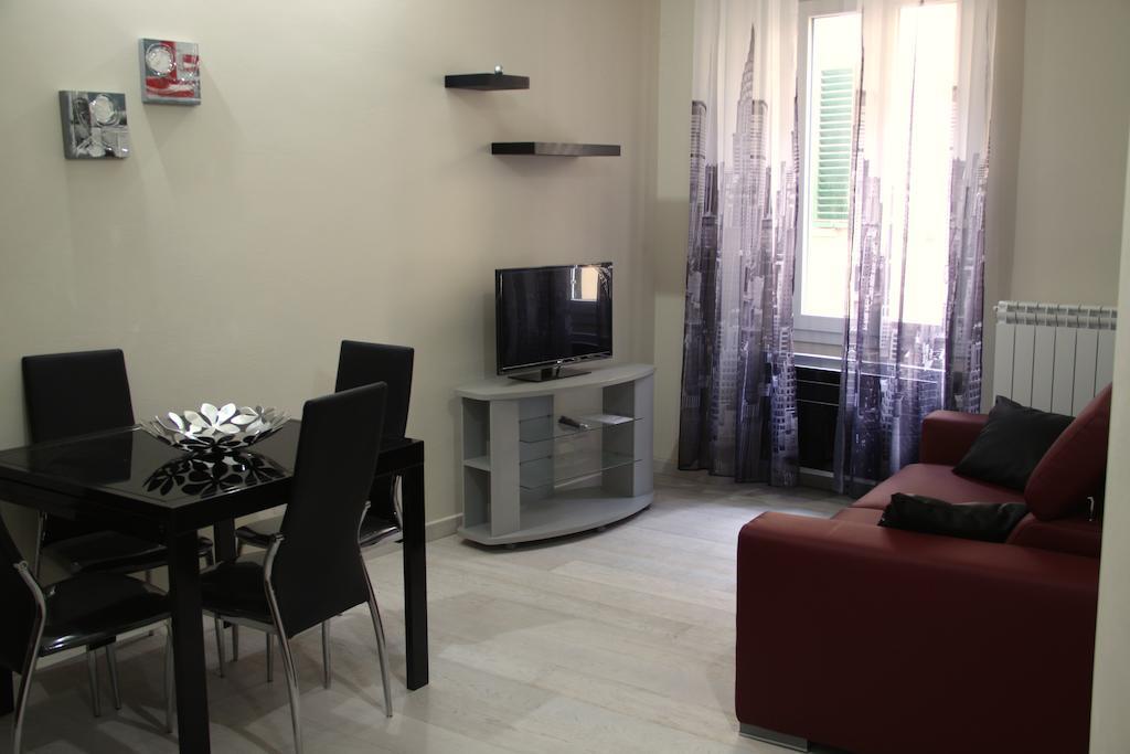 Sant'Antonino Apartment Флоренция Стая снимка